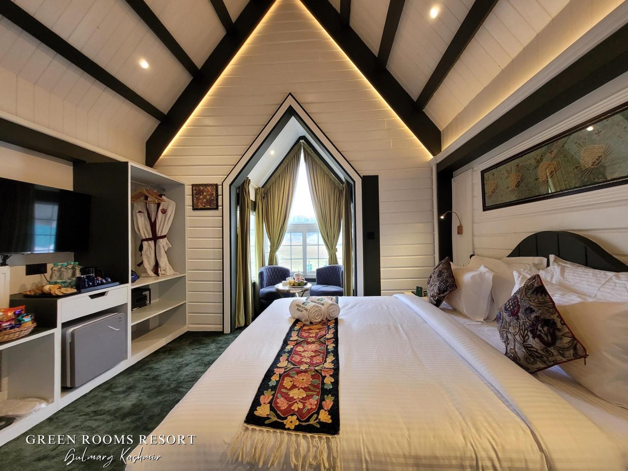 Green Rooms Resort Gulmarg Exterior photo